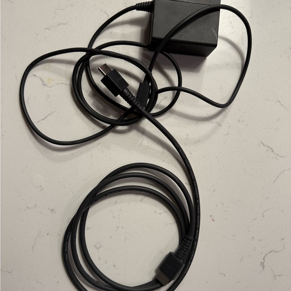 Nintendo Switch Console with Neon Green and Pink Joy-Con - Picture 9 of 9